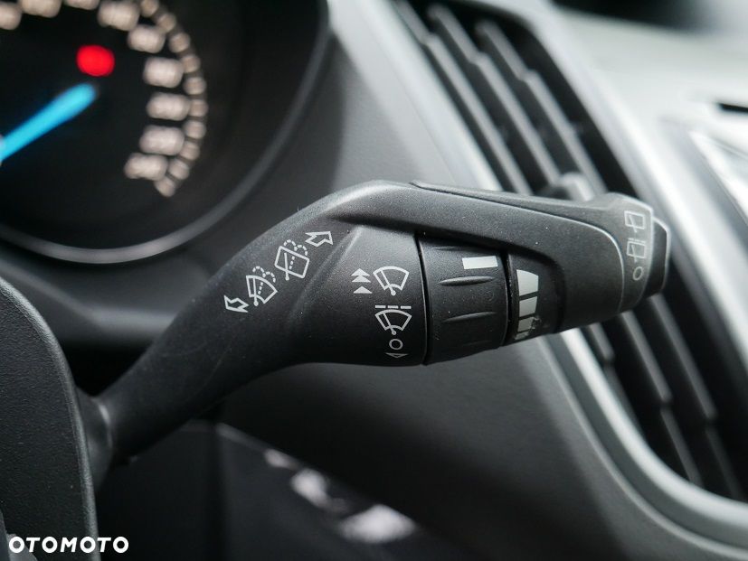 Ford Kuga - 26