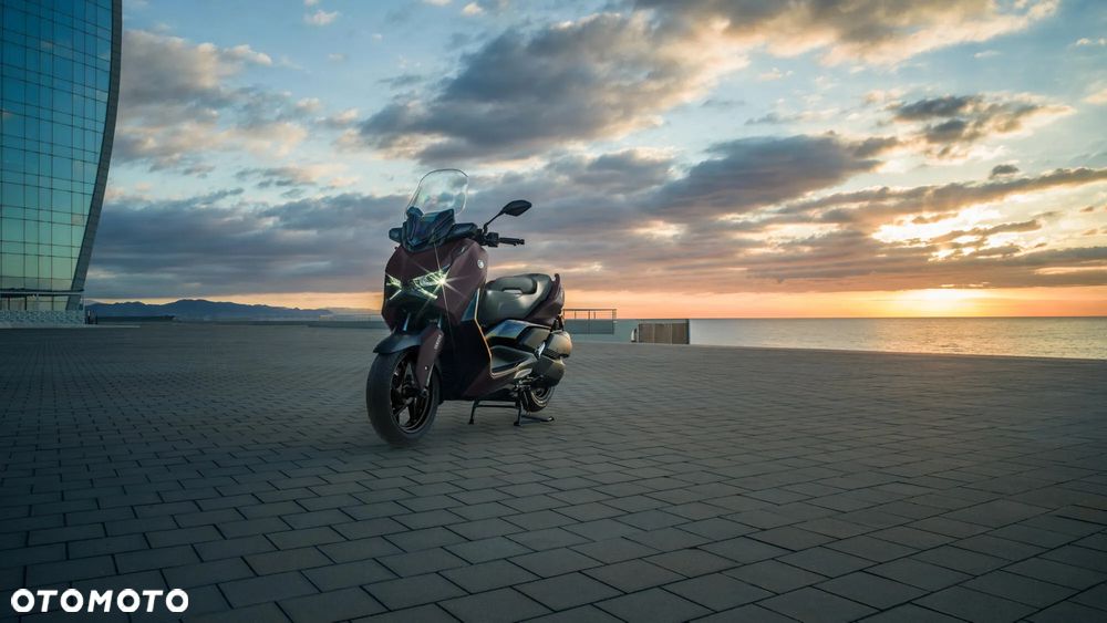 Yamaha X-max - 7