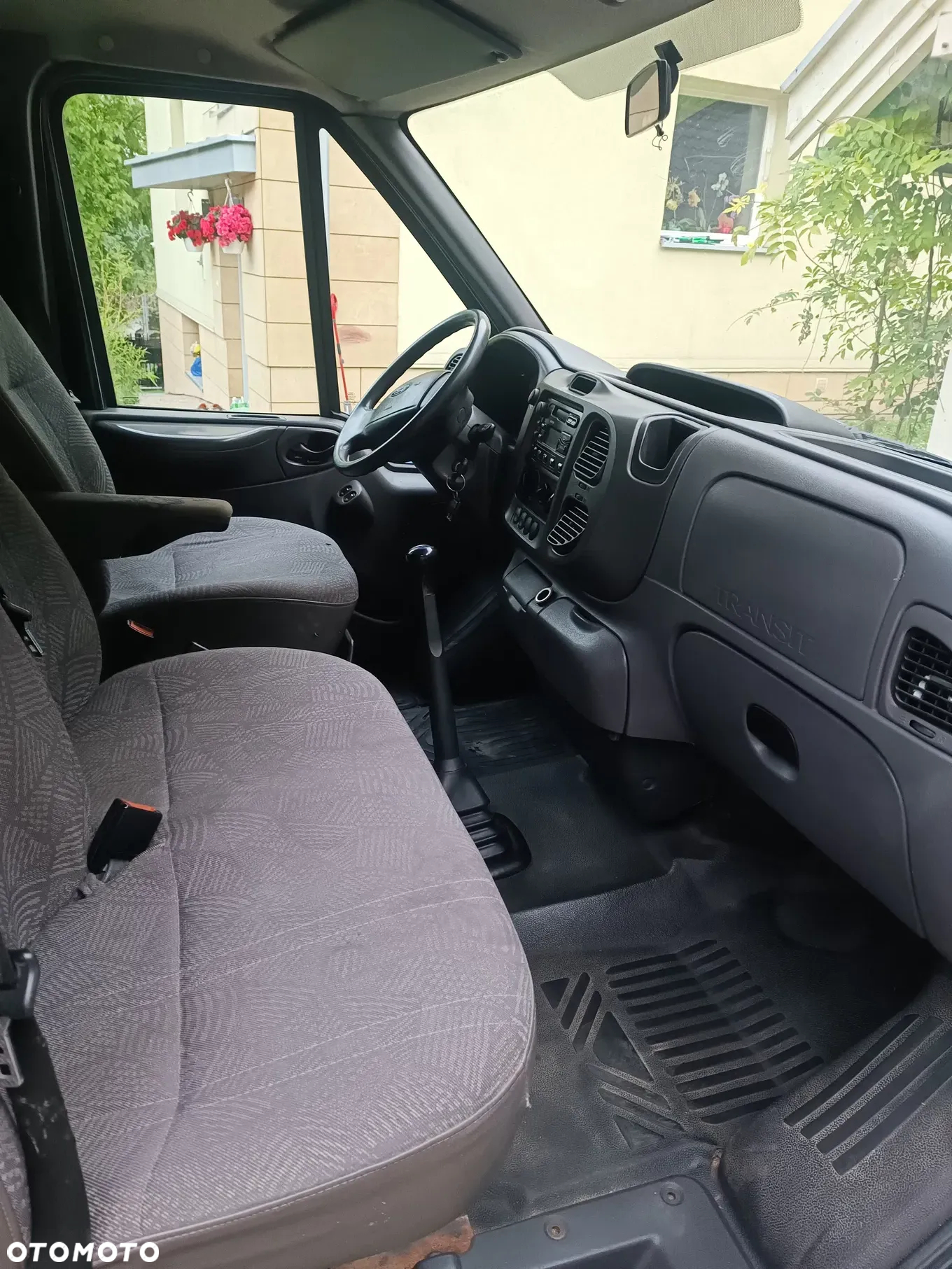 Ford Transit - 17