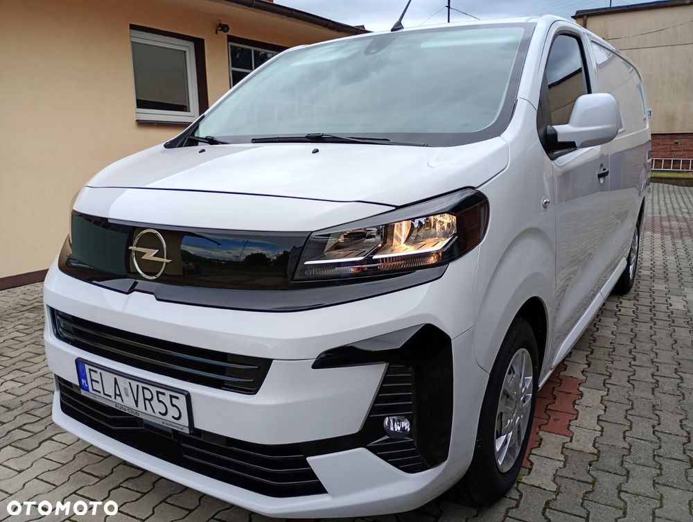 Opel Vivaro - 1