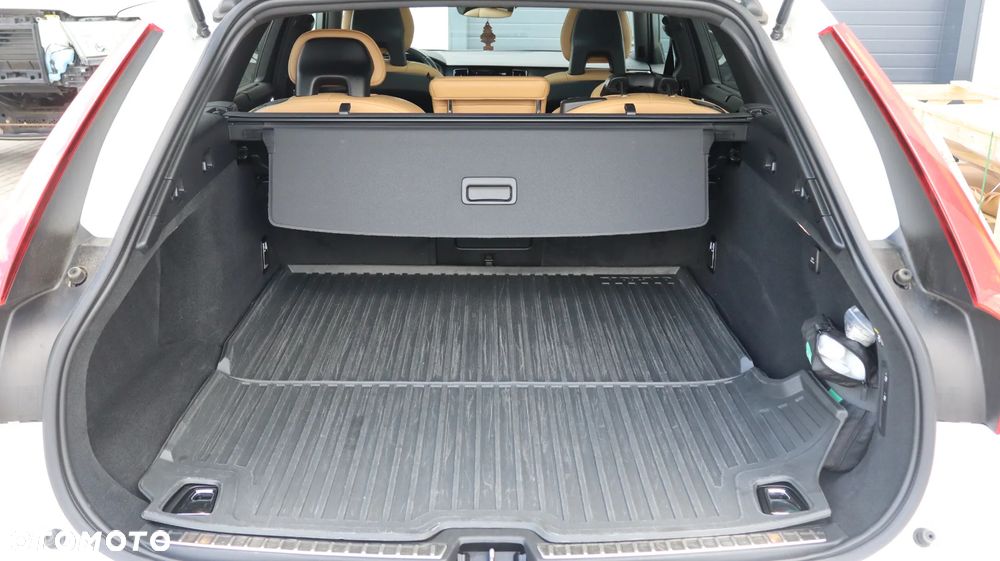Volvo V90 Cross Country T5 AWD Pro - 21