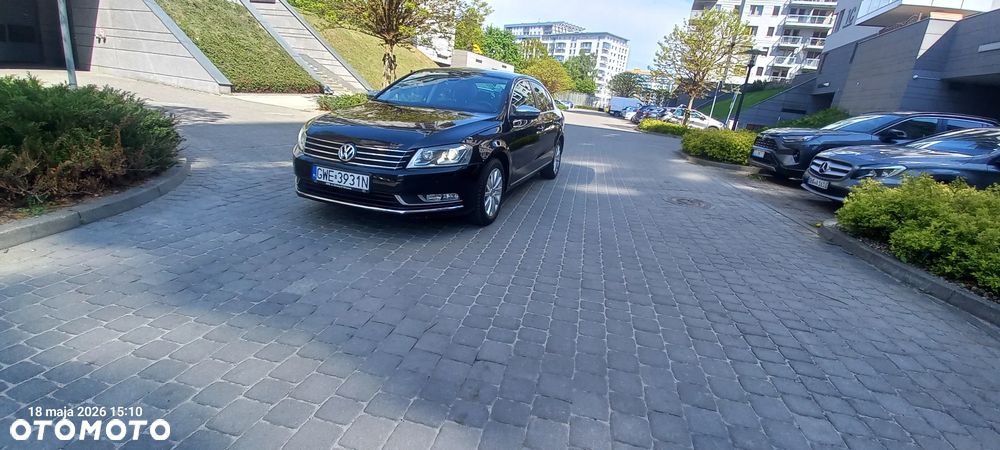 Volkswagen Passat - 38