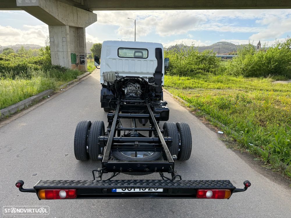 Mitsubishi FUSO CANTER 3C15 6 VEL - 9