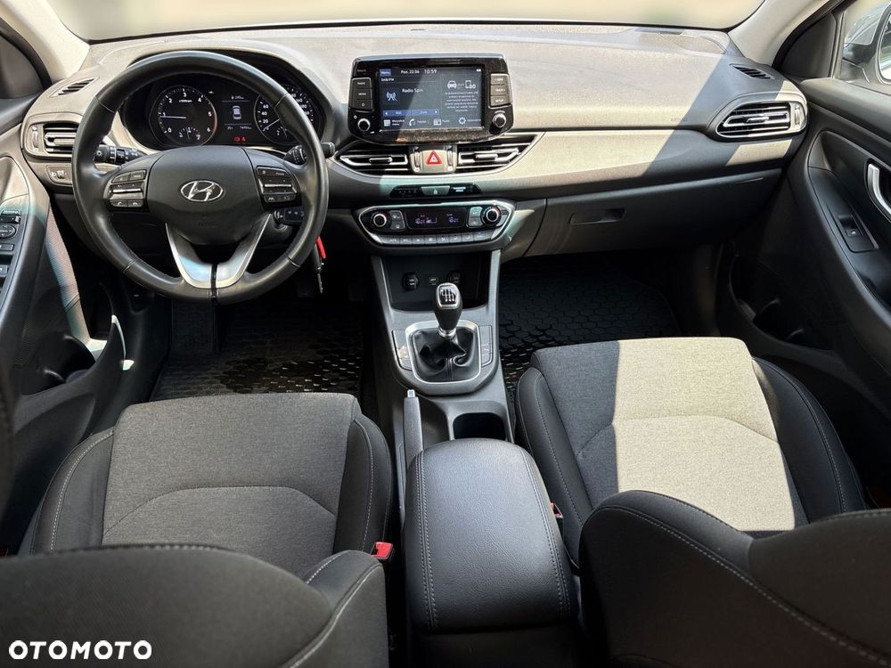 Hyundai i30 1.6 D Comfort - 19