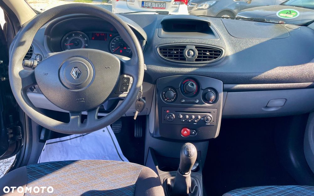 Renault Clio 1.2 16V Authentique - 3