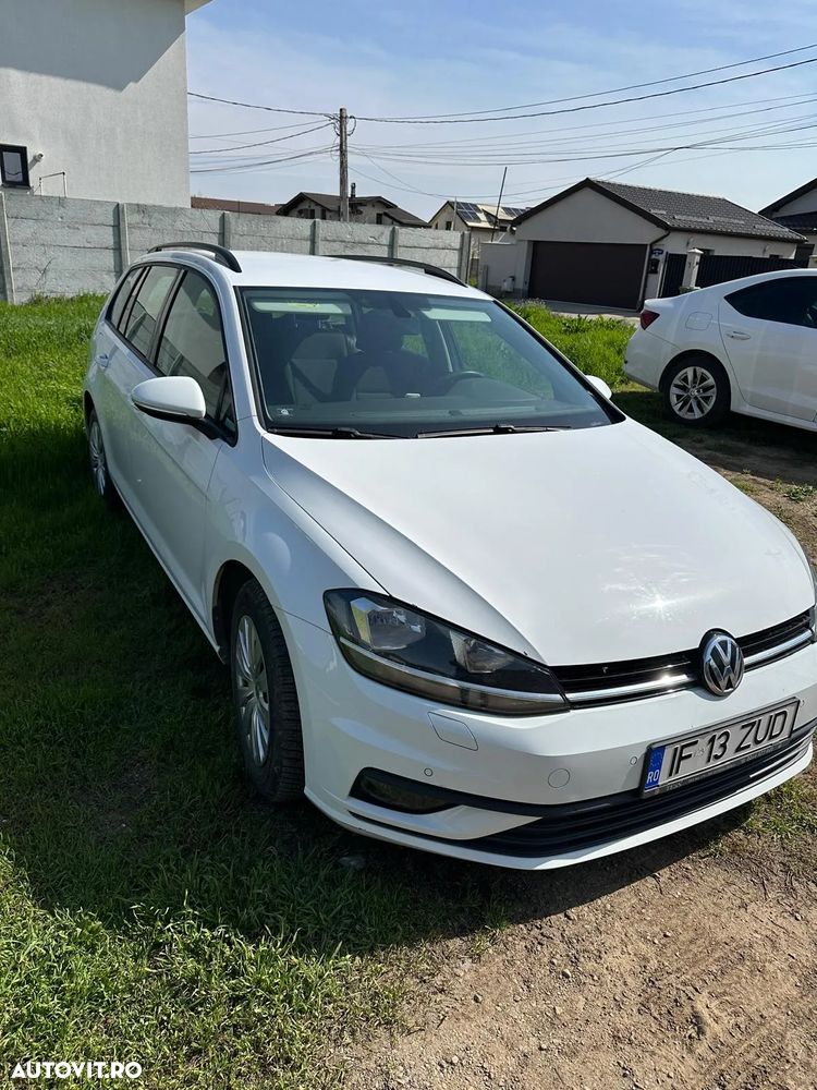Volkswagen Golf 1.6 TDI Comfortline - 4