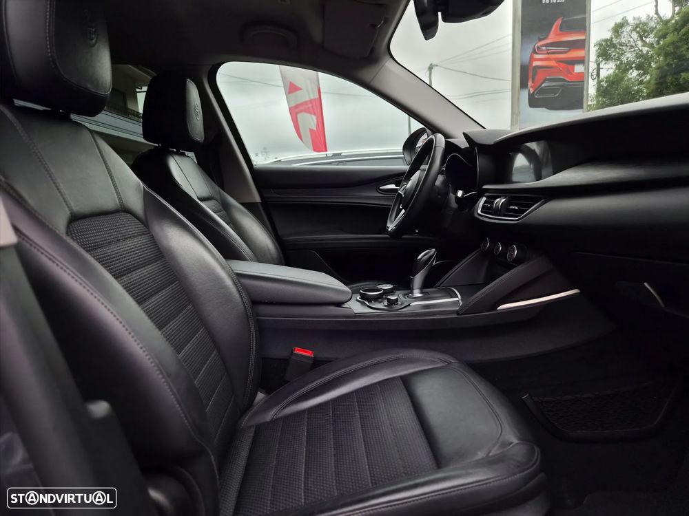 Alfa Romeo Stelvio 2.2 D Super AT8 - 15