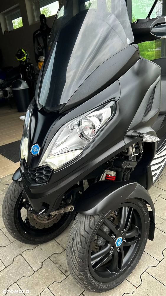 Piaggio MP-3 - 13