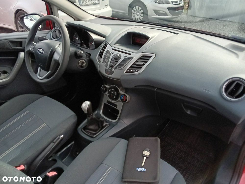 Ford Fiesta - 7