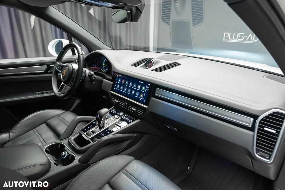 Porsche Cayenne E-Hybrid Tiptronic S Platinum Edition - 17