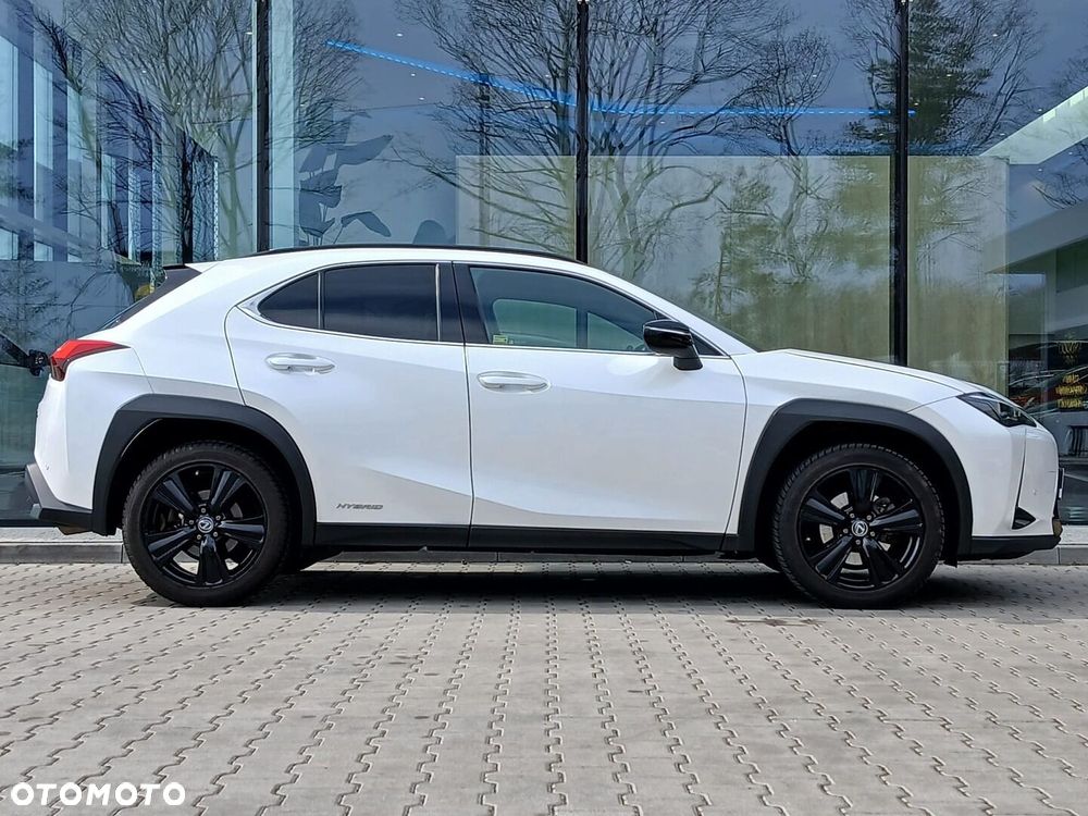Lexus UX 250h GPF F Impression 2WD - 4