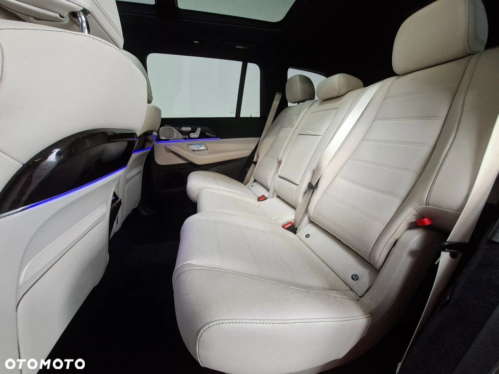 Mercedes-Benz GLS - 4
