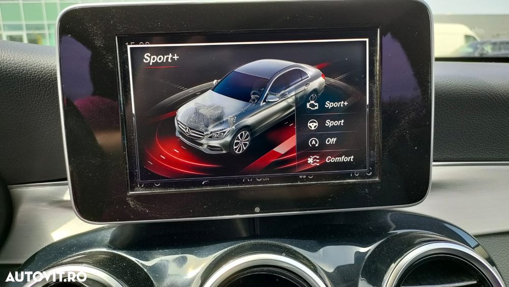 Mercedes-Benz C - 16