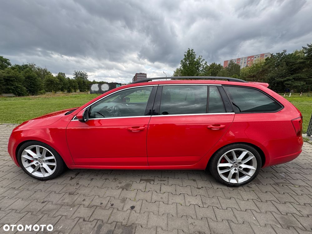 Skoda Octavia 2.0 TDI RS - 8