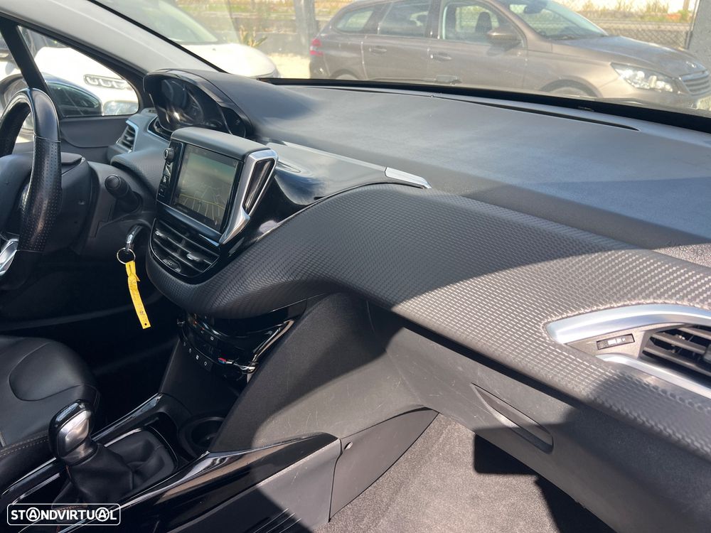 Peugeot 2008 PureTech 110 Stop&Start Crossway - 13