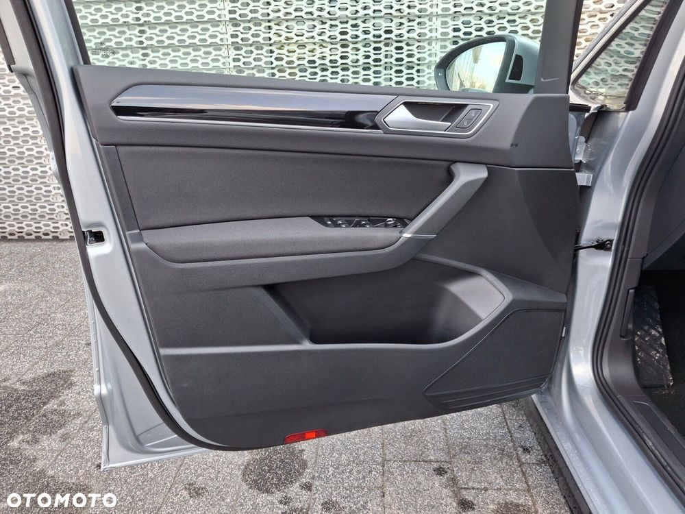 Volkswagen Touran 1.5 TSI EVO Highline DSG - 8