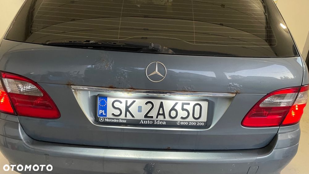 Mercedes-Benz Klasa E - 24