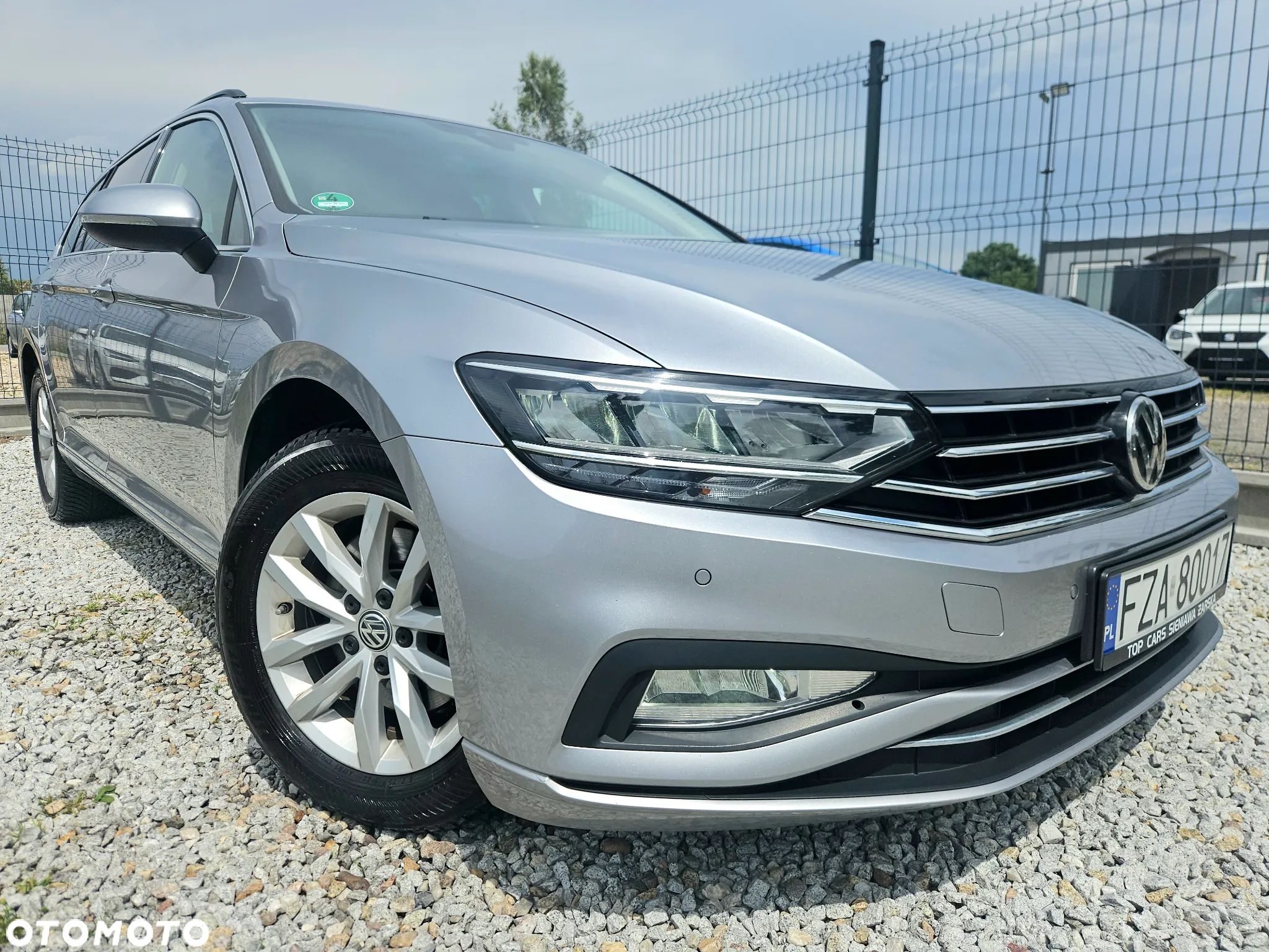 Volkswagen Passat Variant 2.0 TDI SCR DSG Business - 1
