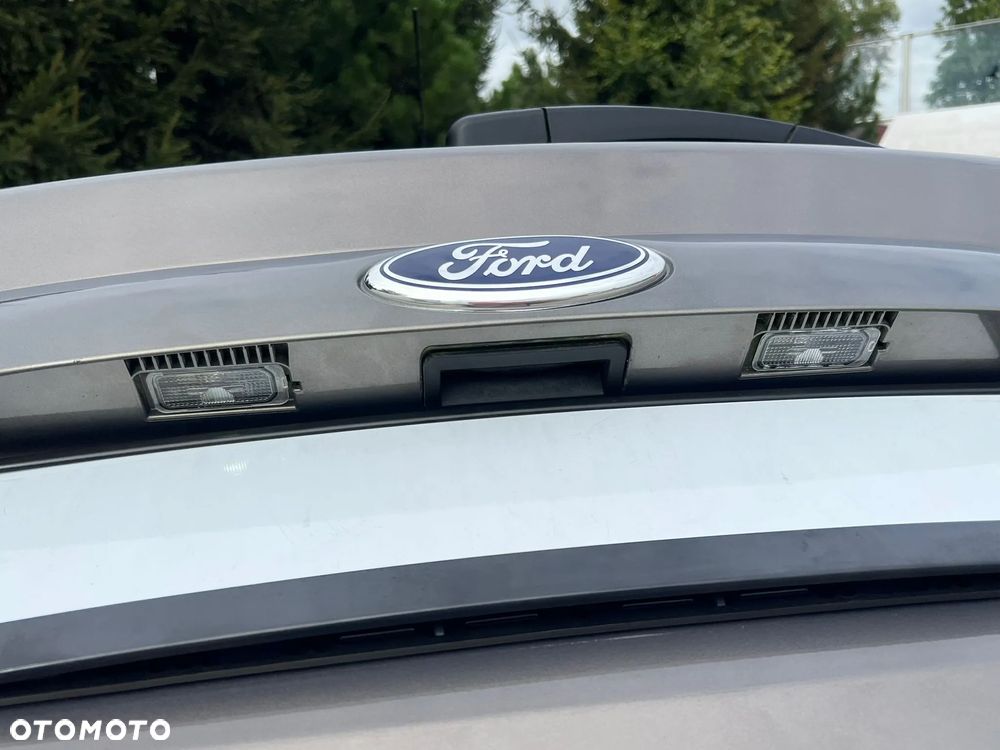 Ford C-MAX 1.6 Ti-VCT Champions Edition - 9