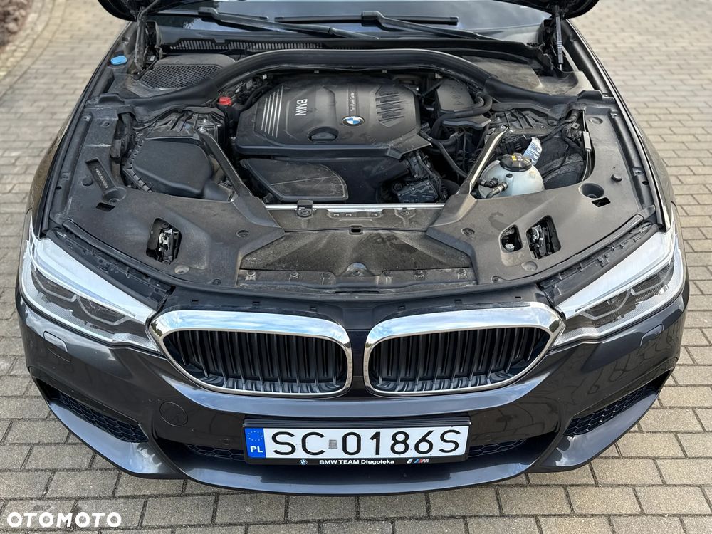 BMW Seria 5 520d xDrive M Sport sport - 29