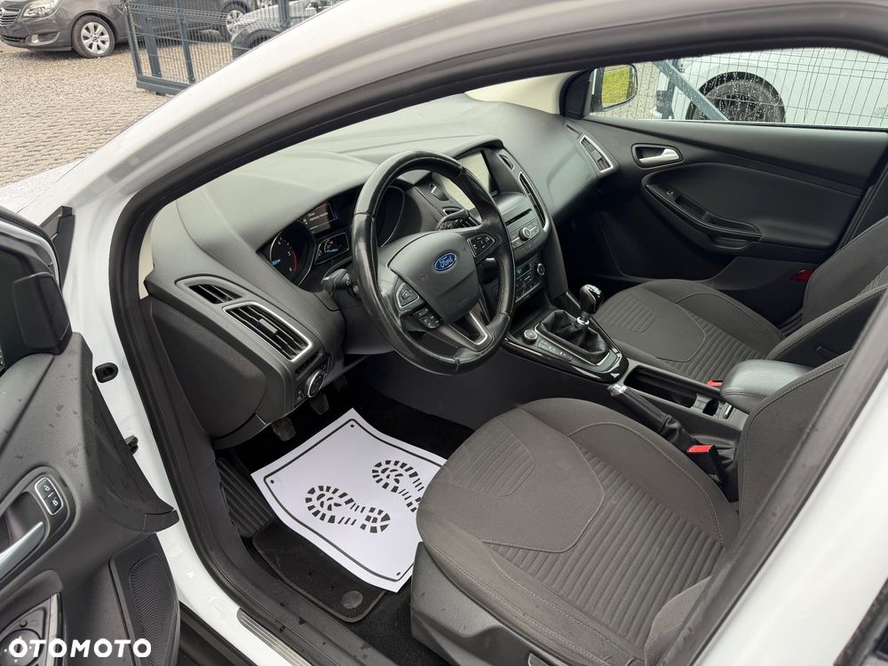 Ford Focus 2.0 TDCi Titanium ASS - 17