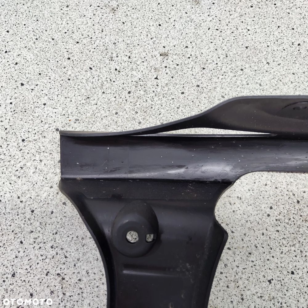 Osłona łańcucha Suzuki Gladisu 650 - 13