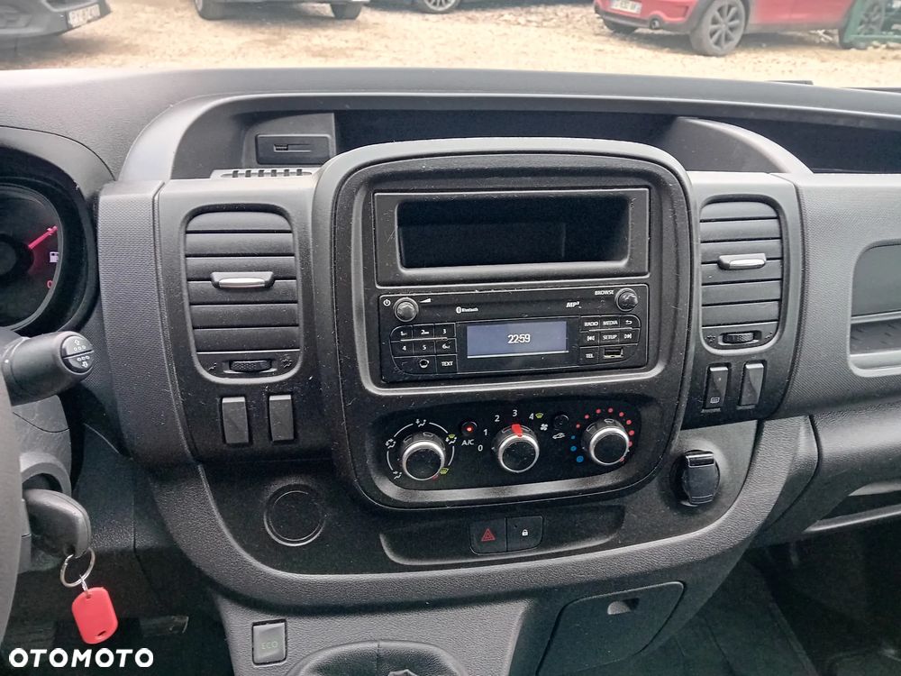 Renault Trafic - 20