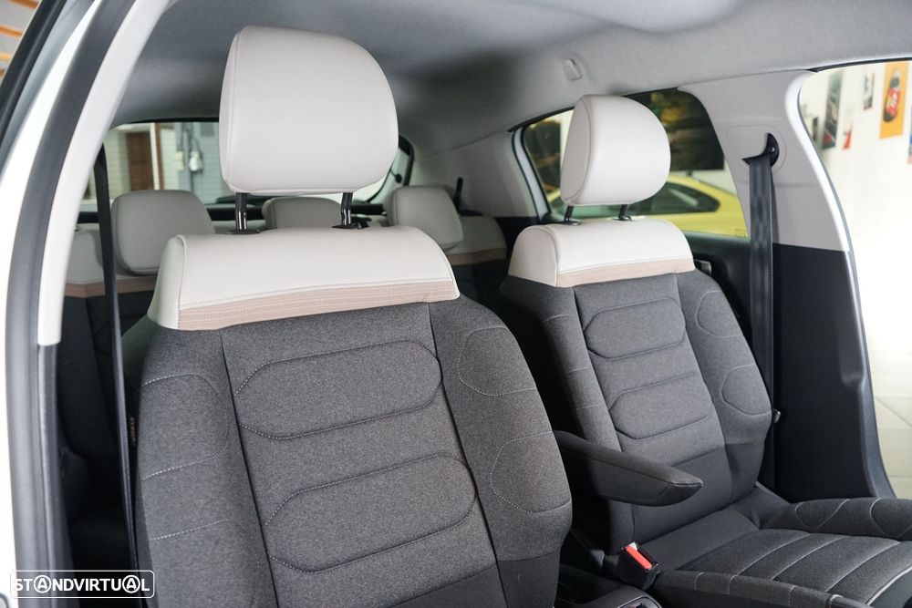 Citroën C3 1.2 PureTech Shine - 36