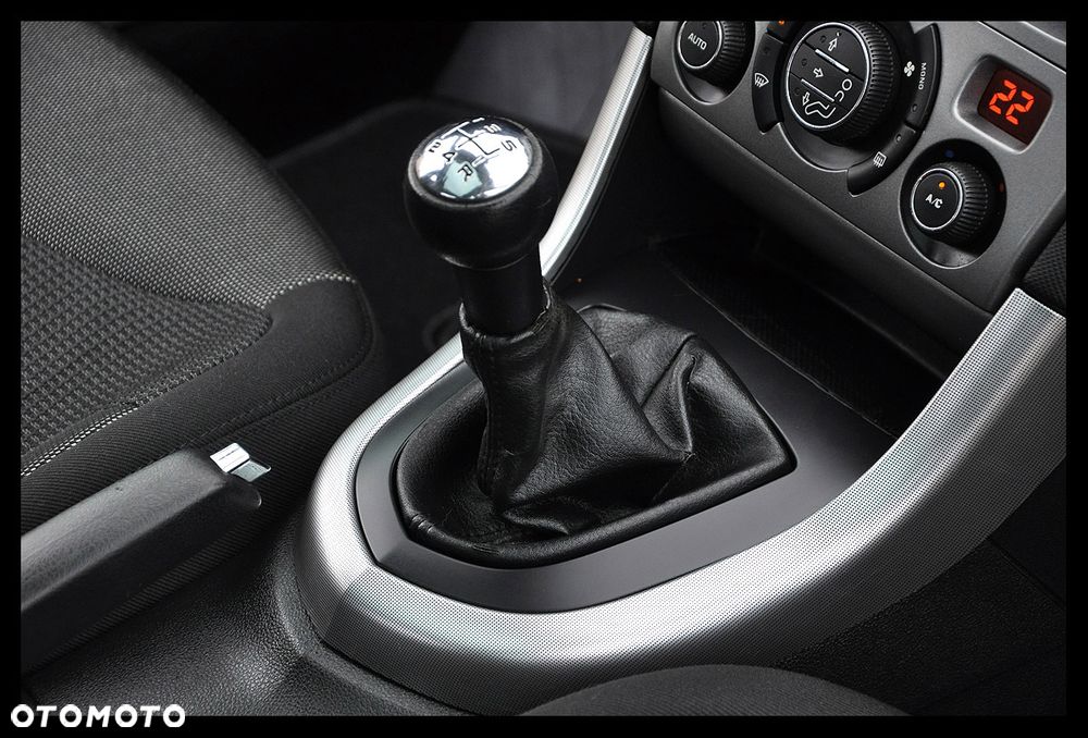 Peugeot 308 120 VTi Premium - 31