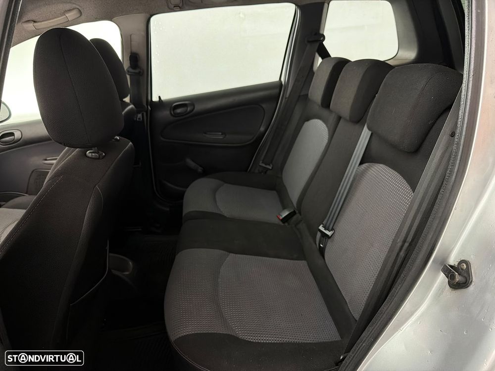 Peugeot 206 SW 1.4 HDi - 10
