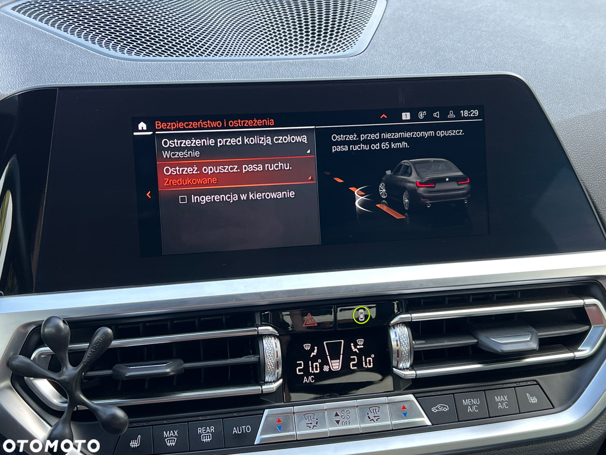 BMW Seria 3 330i Advantage - 29