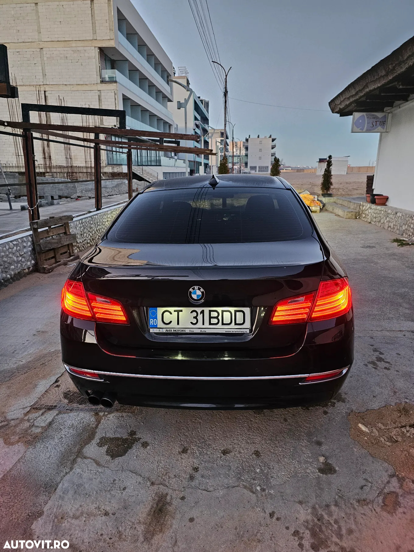 BMW Seria 5 520d xDrive AT - 2