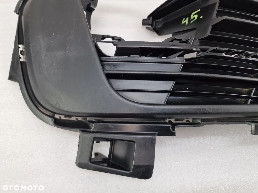 PEUGEOT 308 T9 II LIFT 17- LEWA KRATKA BOCZNA ZDERZAKA PRZEDNIEGO PRZÓD , NR 99894480 , NR AUKCJI D/45 - 5