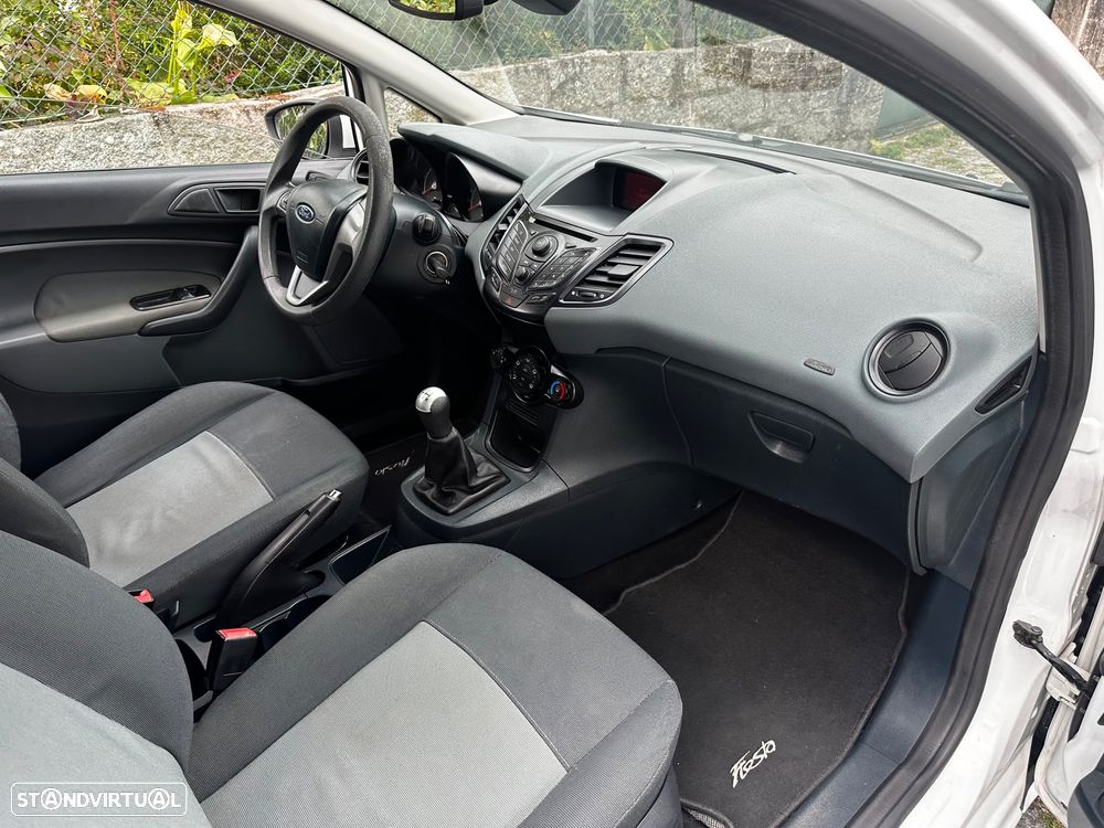 Ford Fiesta 1.4 TDCI van - 22