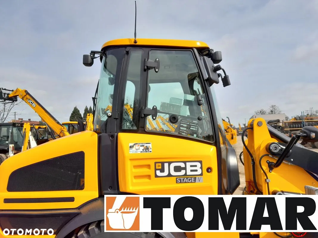 JCB 409 - 11