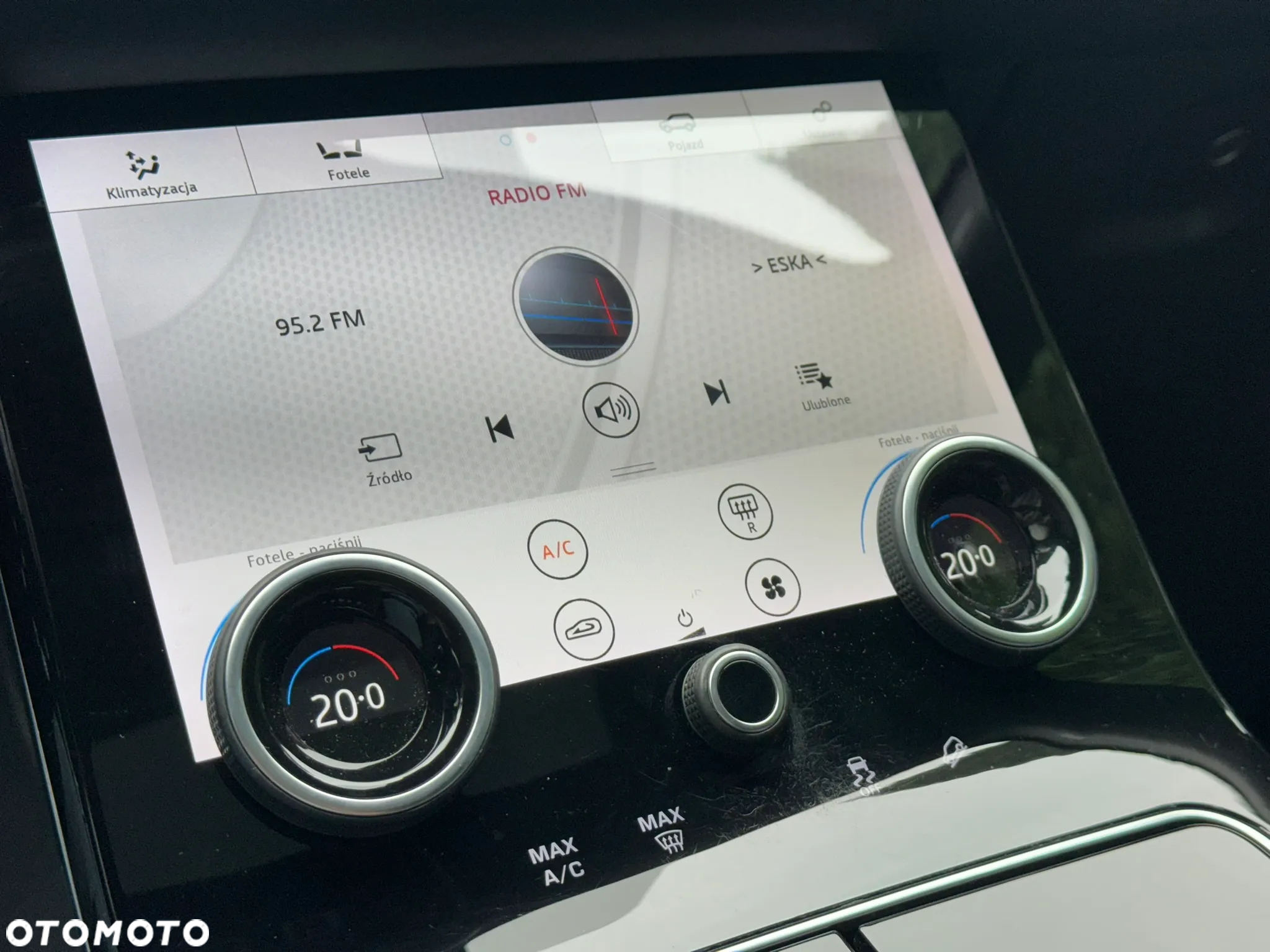Land Rover Range Rover Velar 3.0d R-Dynamic - 30