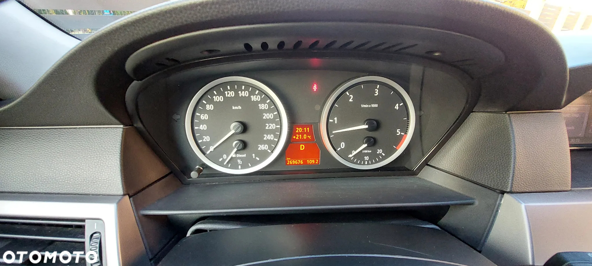 BMW Seria 5 - 32