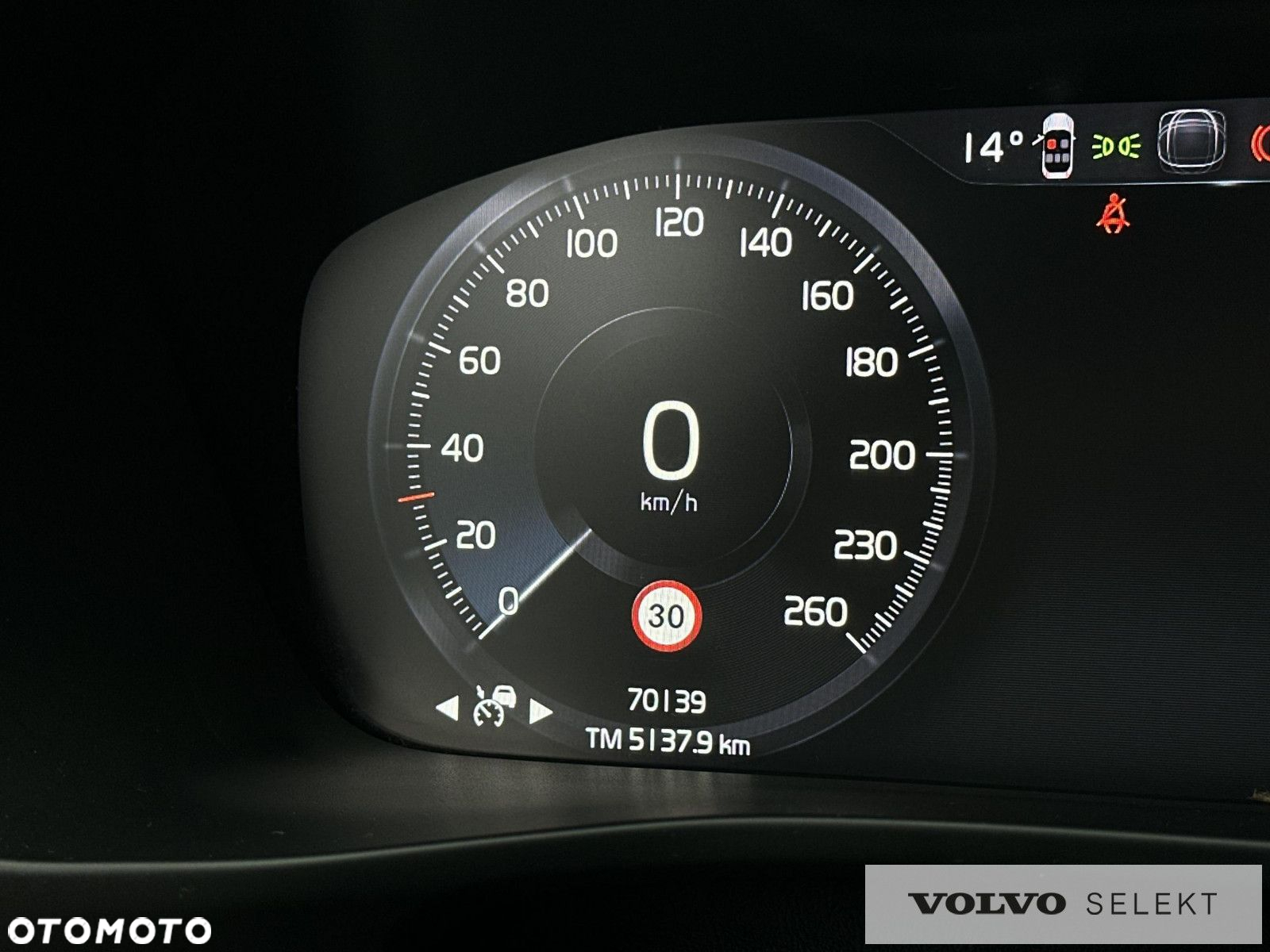 Volvo XC 40 - 20