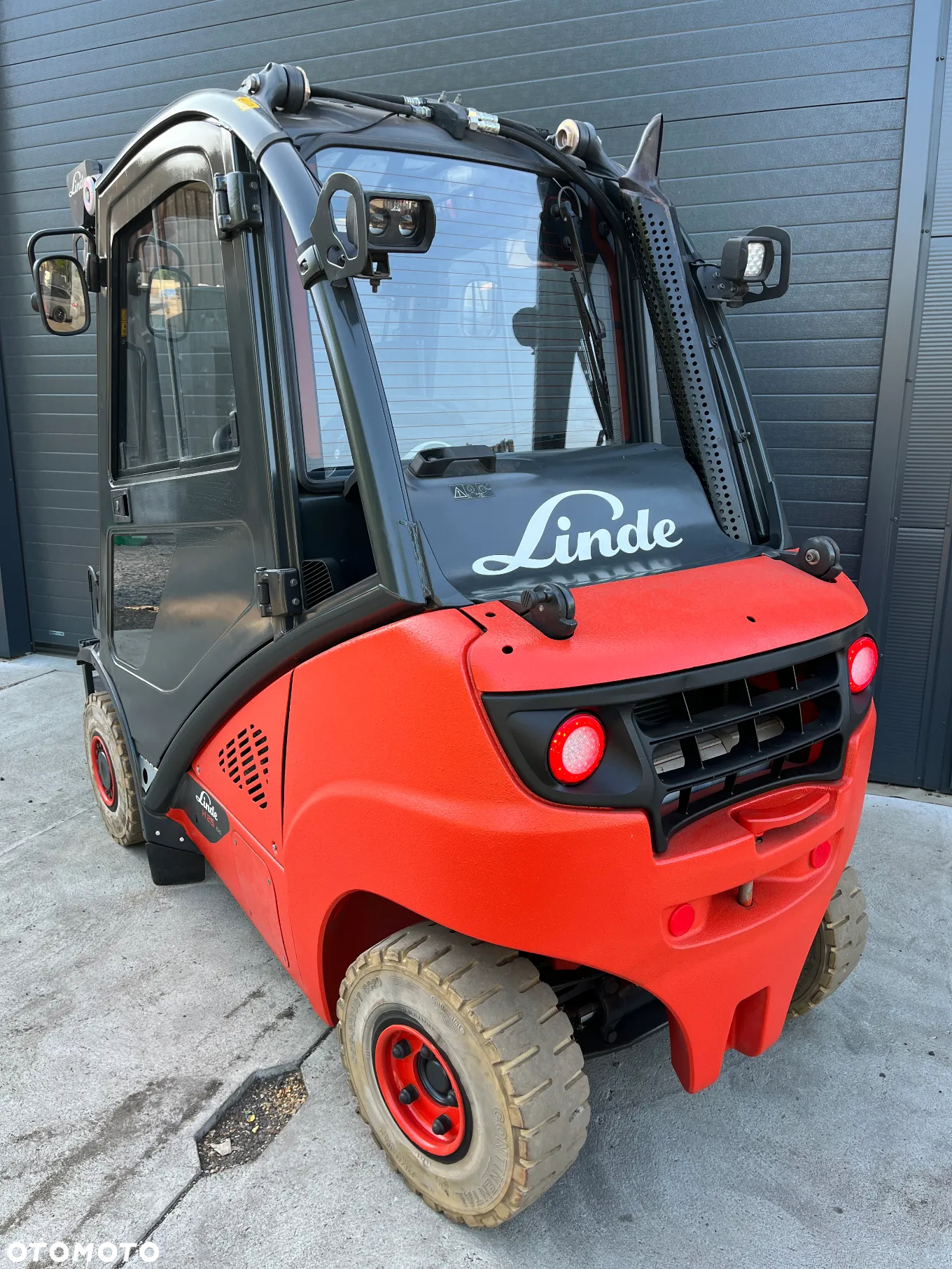 Linde H25T-392-02 Gazowy Pełna kabina Przewsuw boczny Oświetlenie drogowe - 12
