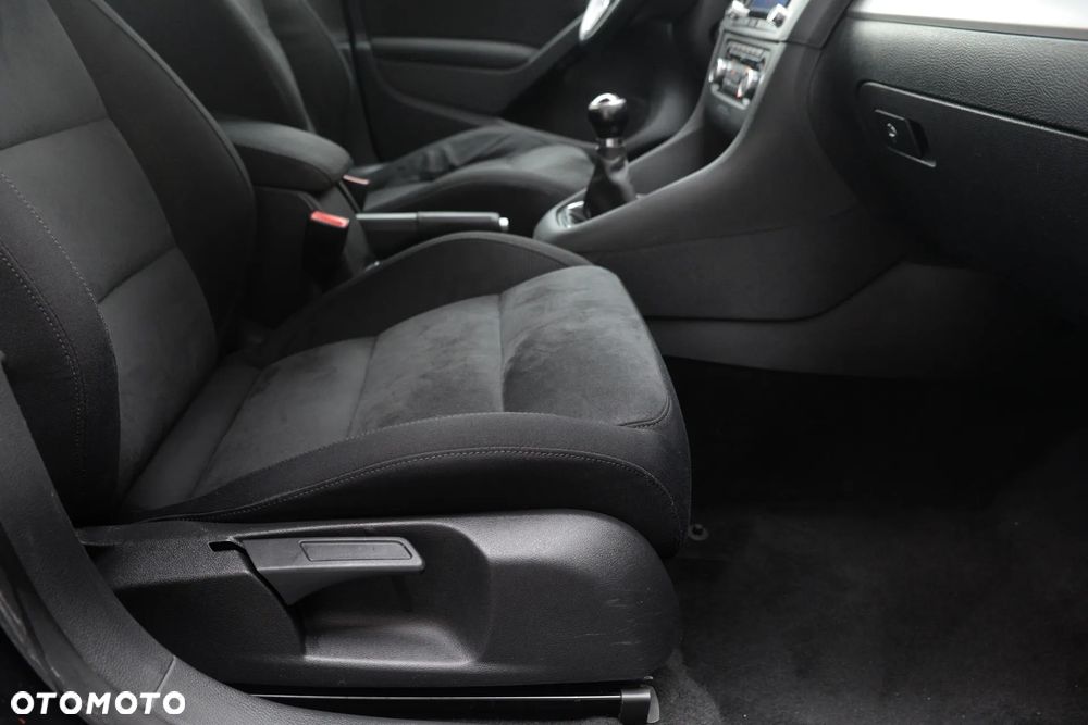 Volkswagen Golf 1.4 TSI Comfortline - 37