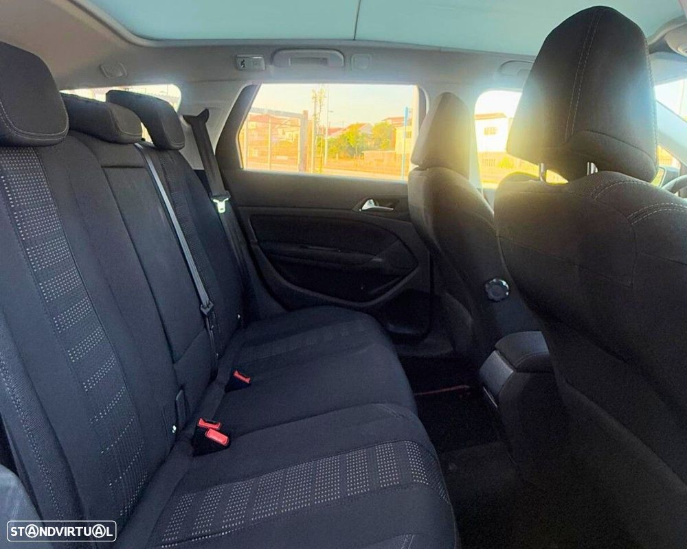 Peugeot 308 SW 1.6 BlueHDi Allure EAT6 - 15