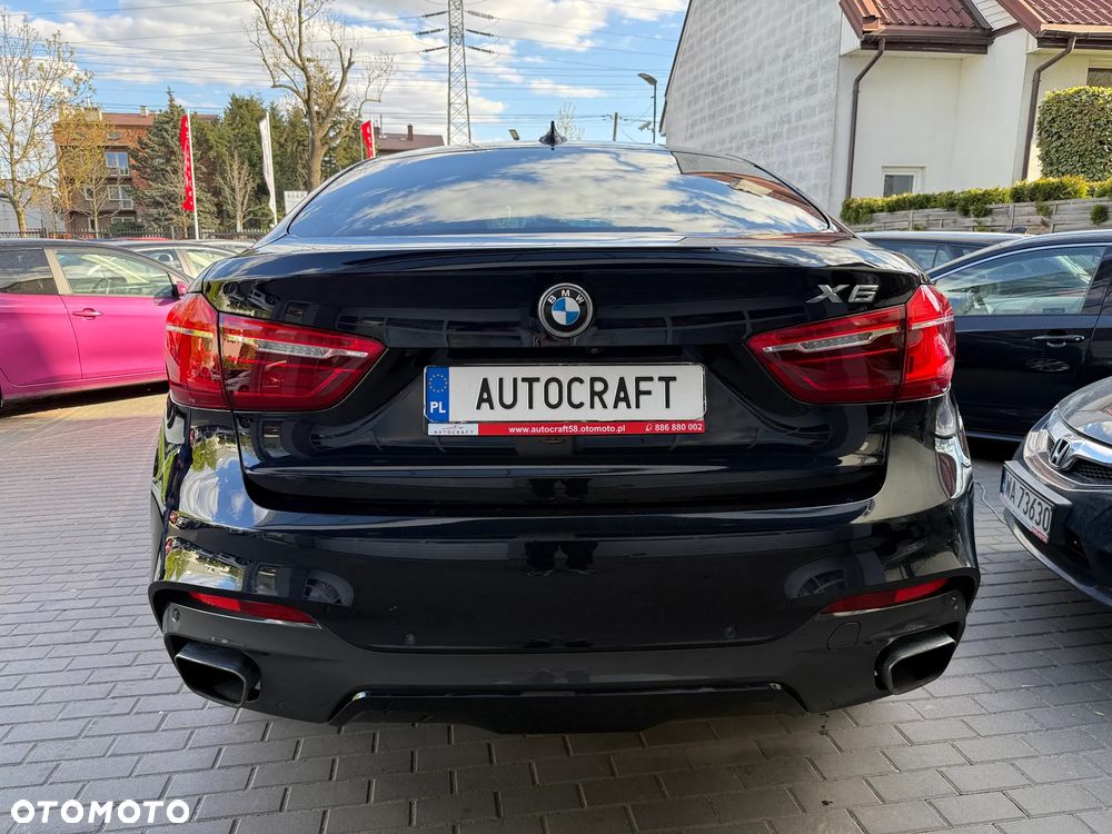 BMW X6 xDrive50i - 26