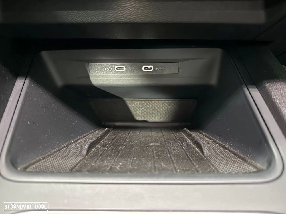 Cupra Formentor 1.4 e-Hybrid DSG VZ - 31