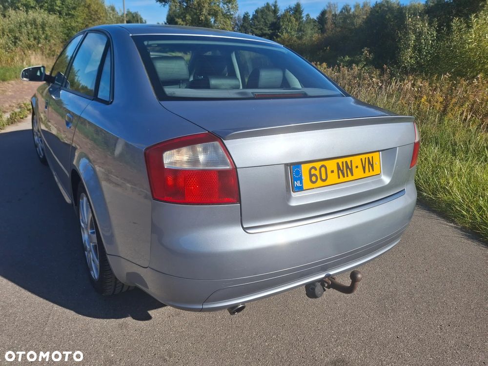 Audi A4 Limousine 2 - 3