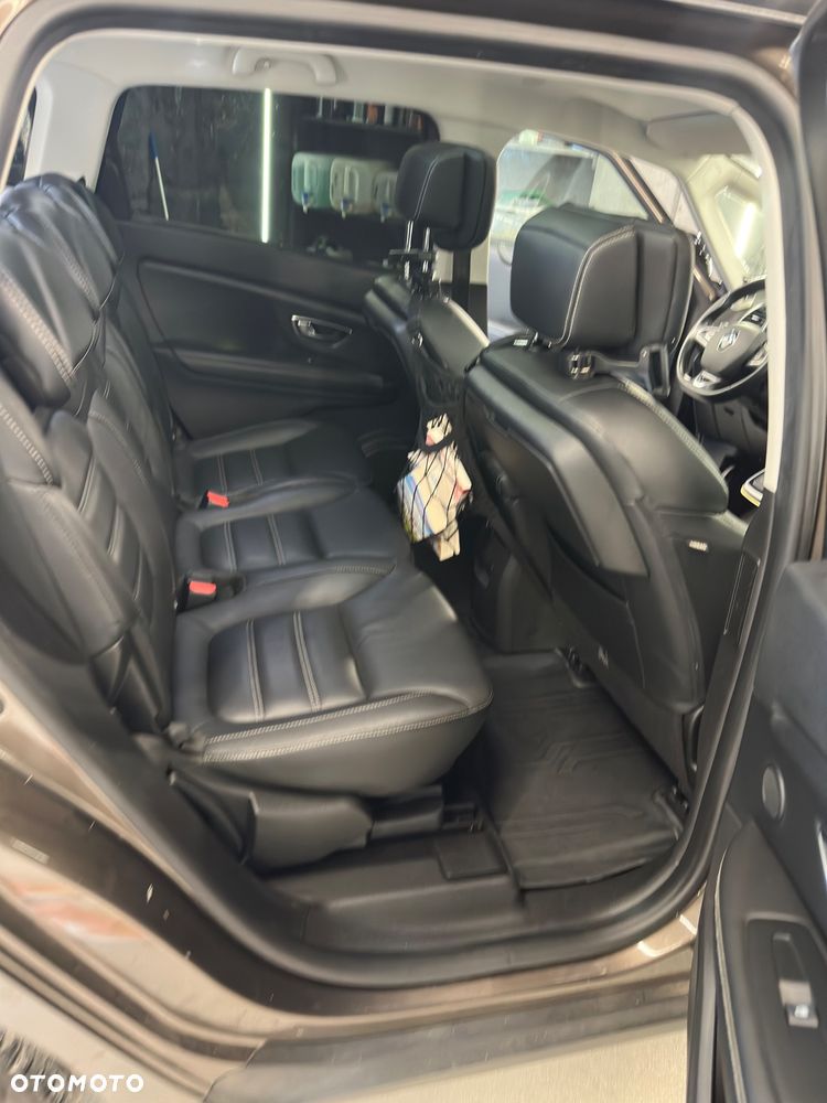 Renault Scenic 1.6 dCi Bose EDC - 10