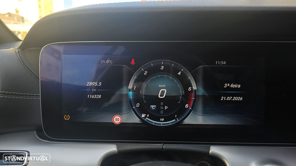 Mercedes-Benz E 220 d AMG Line Aut. - 31