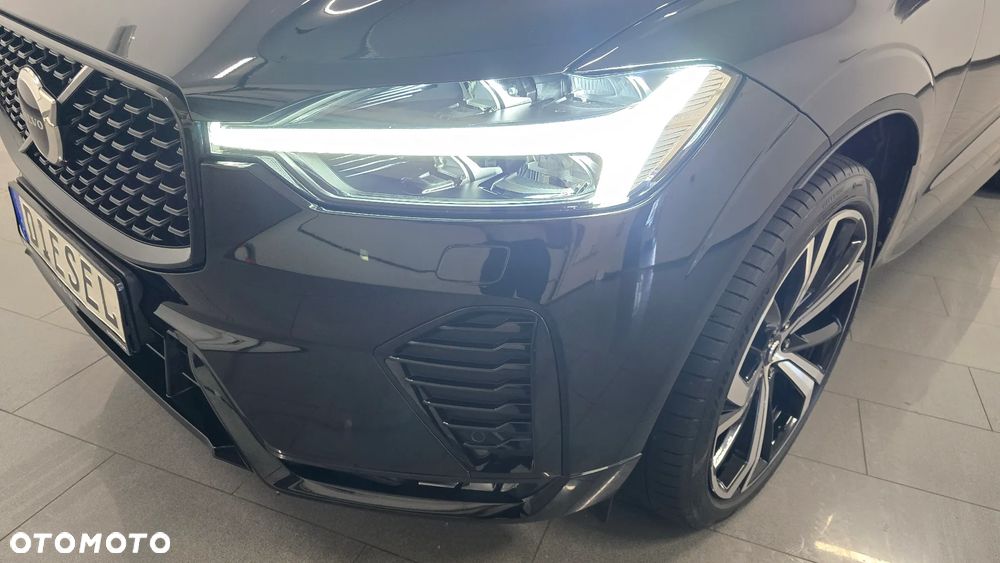 Volvo XC 60 B4 D AWD Ultimate Dark - 12