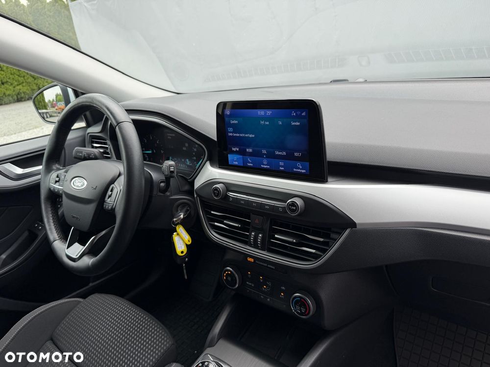 Ford Focus - 24