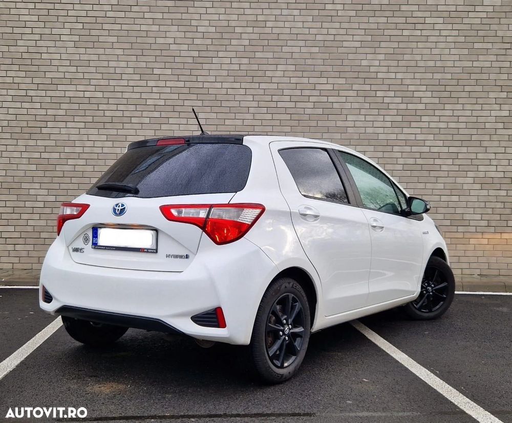 Toyota Yaris - 4