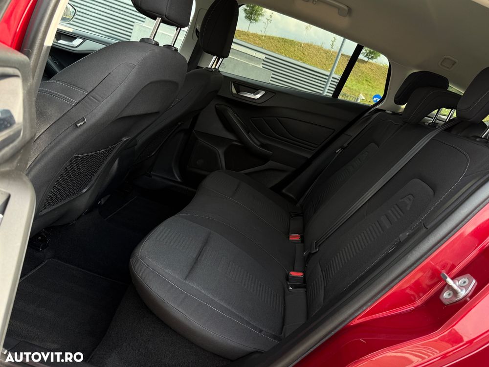 Ford Focus 1.5 EcoBlue Active Business - 7